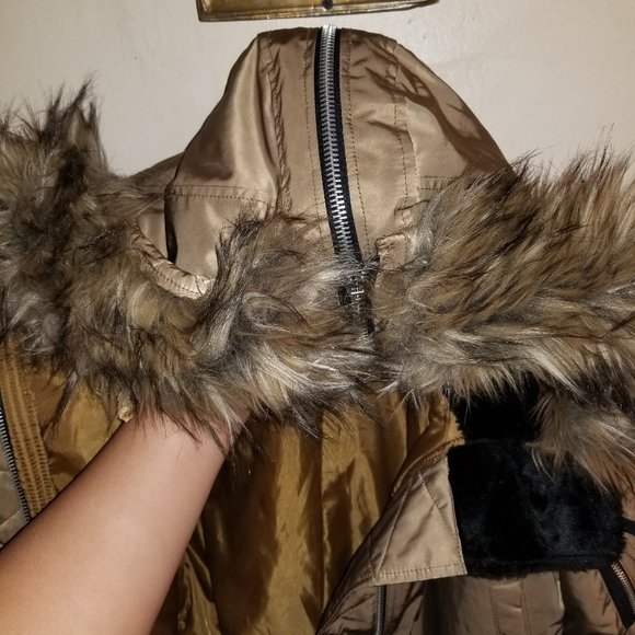 Gap hooded bomber puffer jacket - Picture 3 of 4